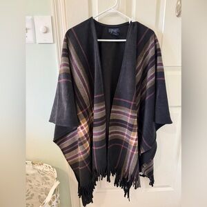 RACHEL Rachel Roy Black Plaid Fleece Ponch